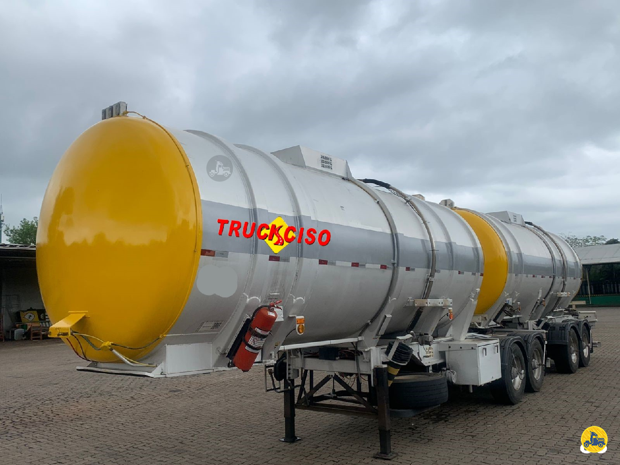 CARRETA BITREM TANQUE AÇO TRUCKCISO ARAUCARIA PARANÁ PR